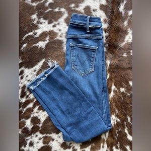 MOTHER The Hustler High Waist Ankle Fray Jeans